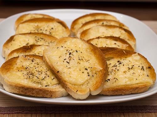 crostini al formaggio